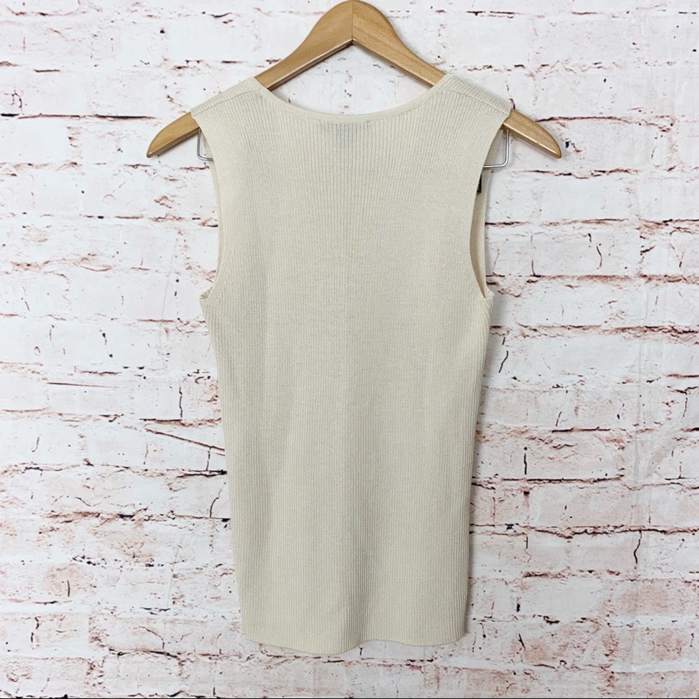 St. John Tan Sleeveless Top Size Small - Picture 5 of 5